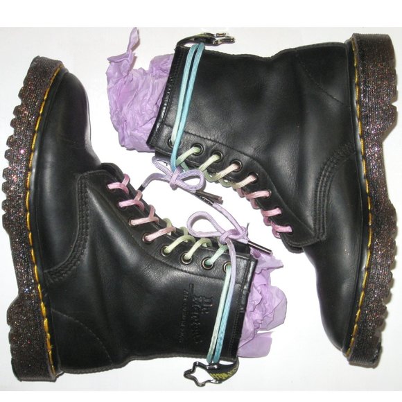 Women's UK Size 4 Doc Marten's Ankle Boots - Picture 2 of 8